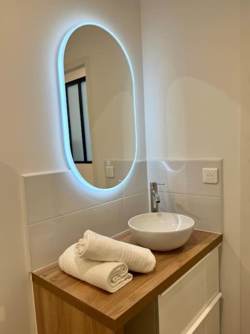 Montpellier Centre - La Fenetre De L'Ecusson Apartment ภายนอก รูปภาพ